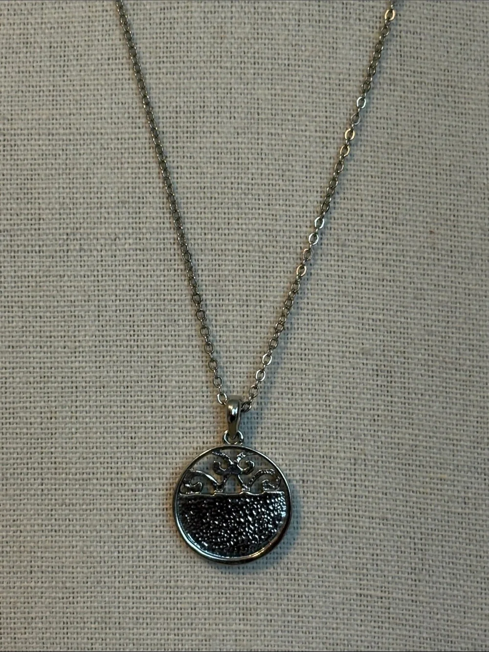 Iridescent Abalone Shell Round Filigree Scroll Pendant Necklace Silver Tone 18”